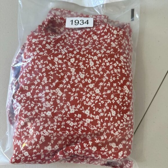 Old Navy Ruffle Sleeve Midi Dress Sz M Red Ditsy Floral Cottagecore Boho - Picture 10 of 10